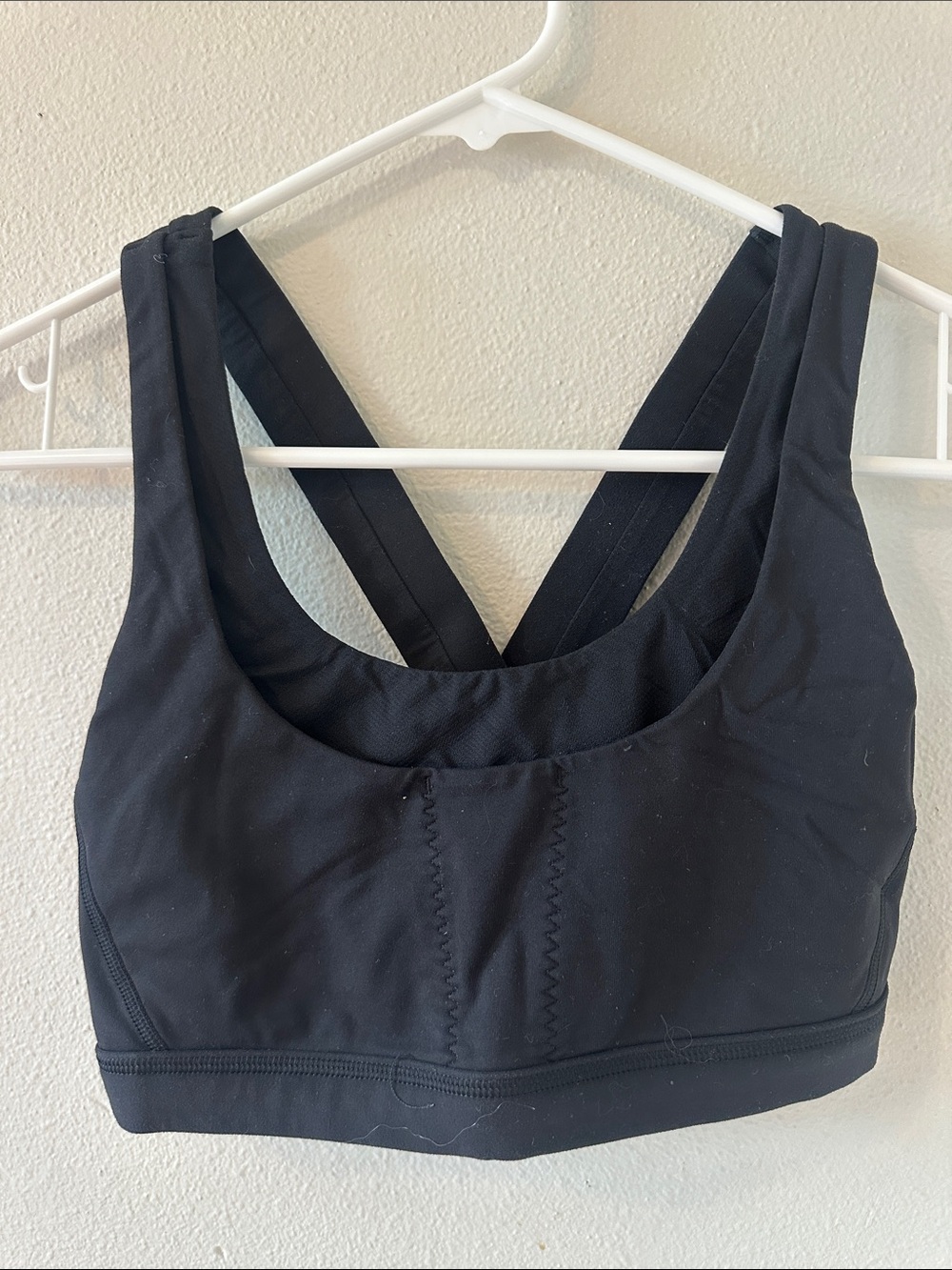 lululemon athletica Black Cross-Back Sports Bra